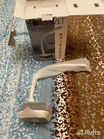 Лампа настольная, светильник