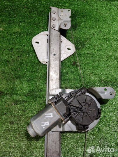 Стеклоподъемник передний правый Renault Logan