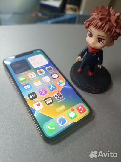 iPhone Xs, 64 ГБ