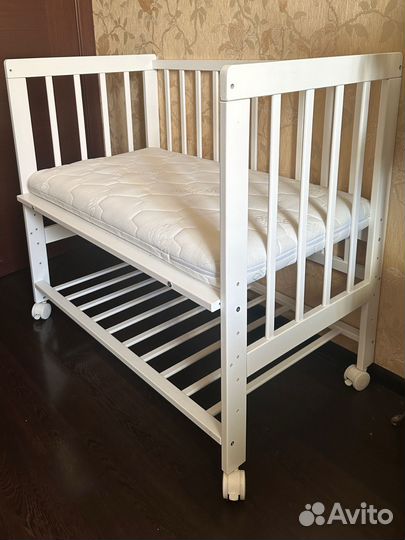 Детская кроватка Tomix Capri + матрас