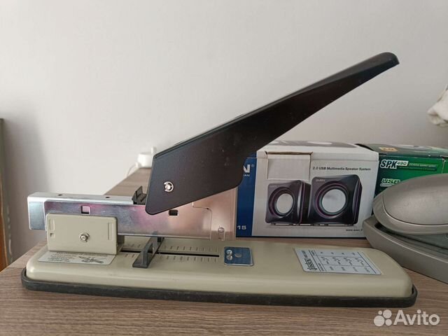 Степлер на 100 листов