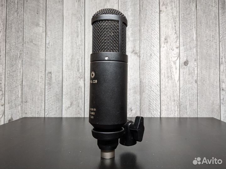 Студийный конденсаторный микрофон Октава мк-220