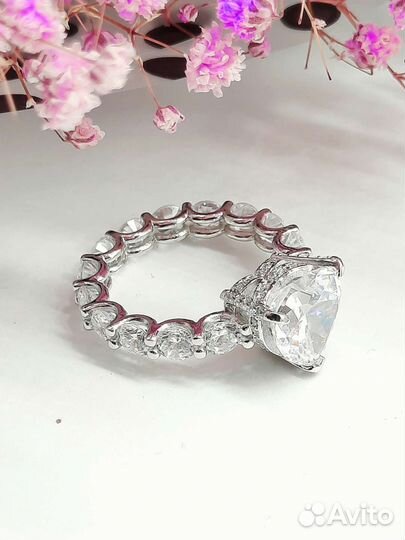 Серебряное кольцо Сердце