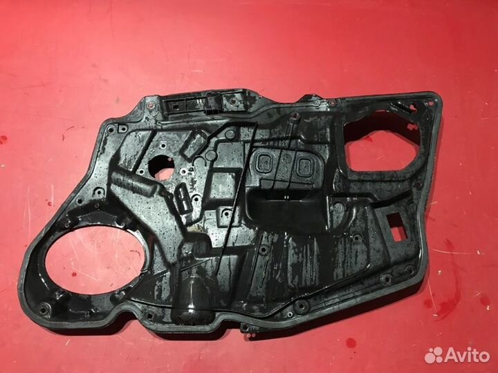 Панель двери передний левый Mazda 6 GG L3C1 2004