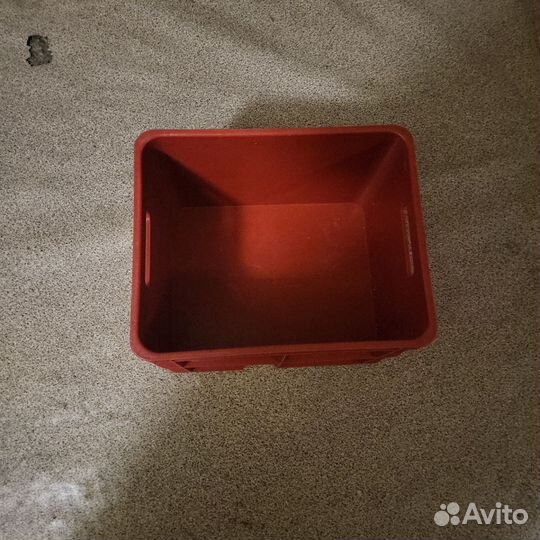 Ящик пластиковый