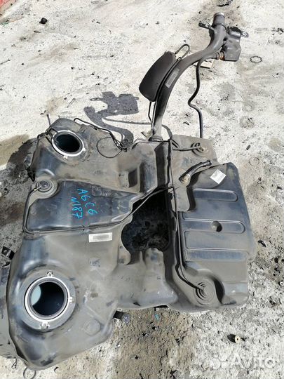 Бензобак Audi A6 C6 ccea 2010