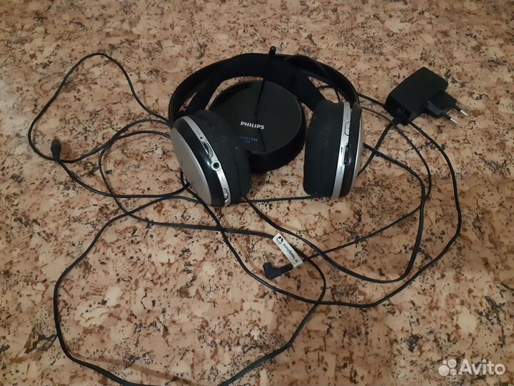 Беспроводные наушники Philips SHC5100