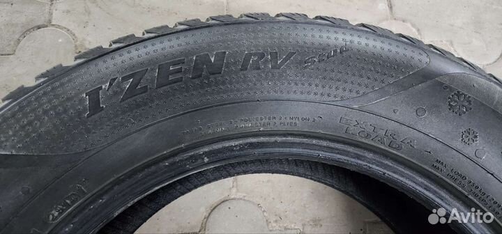 Marshal I'Zen RV Stud KC16 225/65 R17 106T