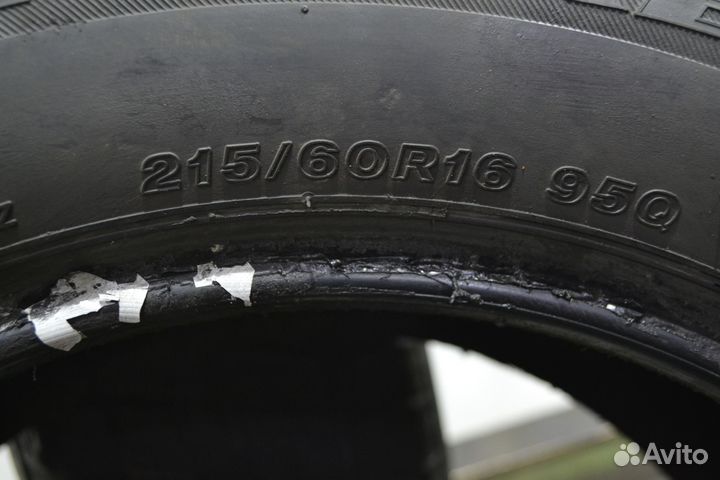 Bridgestone Blizzak Revo2 215/60 R16 95Q