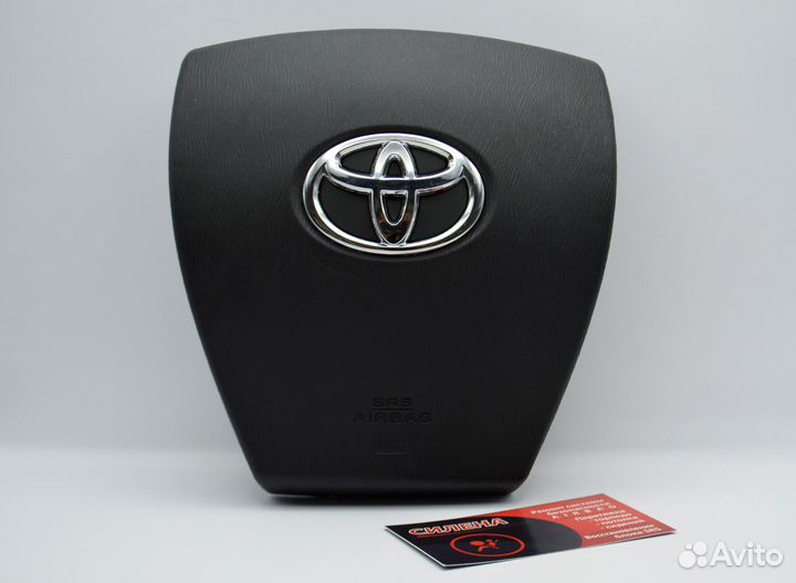 Рулевая накладка Toyota Prius