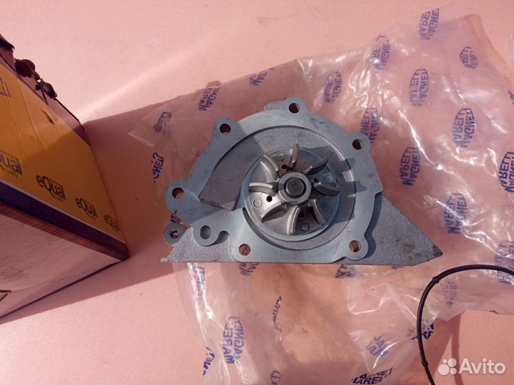 Помпа пежо 407