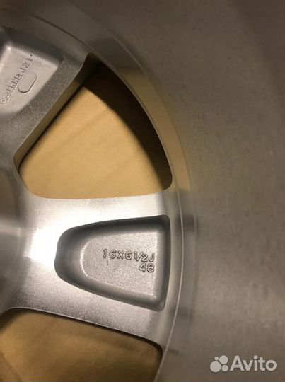 Диск колеса R16 1Шт Subaru 28111SC010