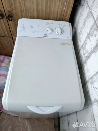 Стиральная машина с вертикальной загрузкой