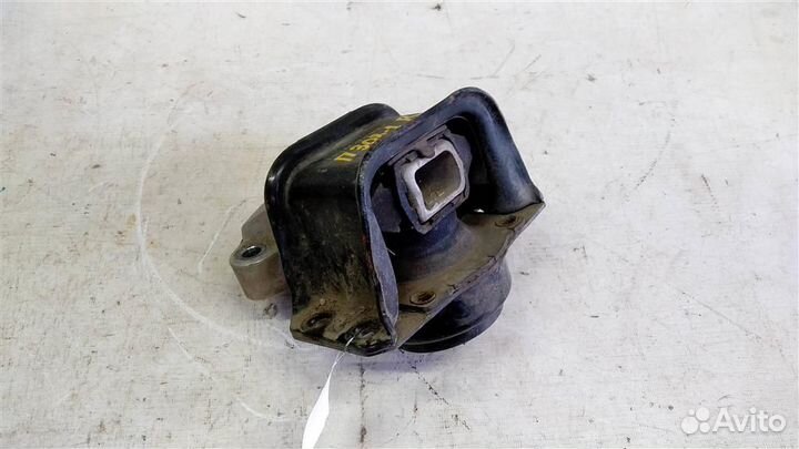 Опора двс правая (подушка) Peugeot 308