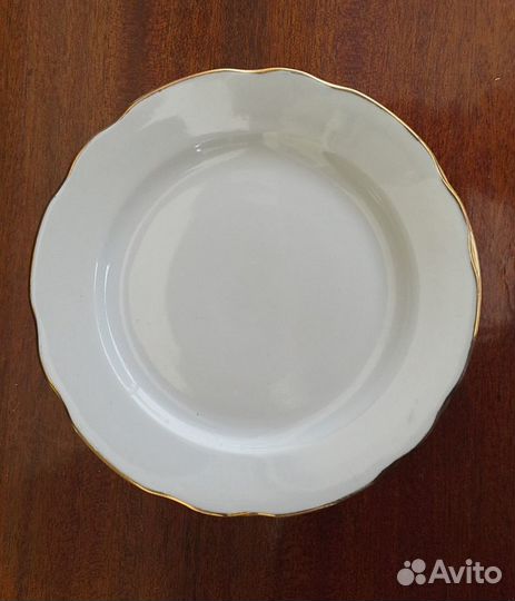 Тарелки фарфор с позолотой Дулёво новые