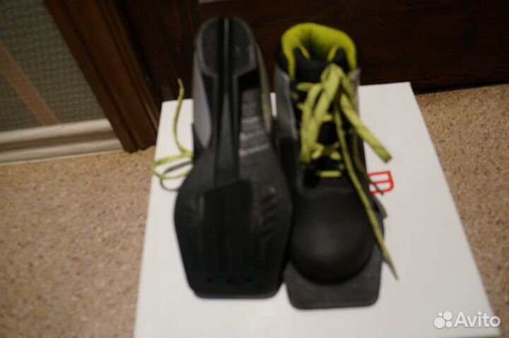 Лыжные ботинки детские