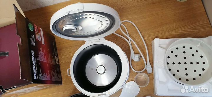 Мультиварка Redmond rmc-m4505