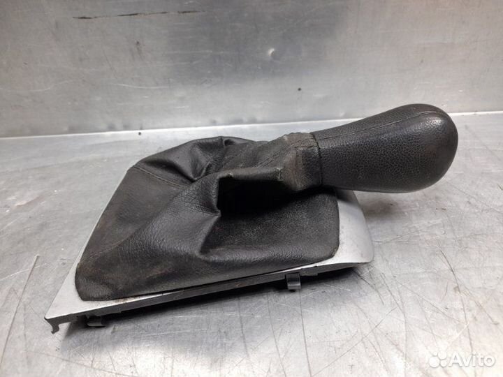 Рукоятка кулисы кпп Skoda Octavia (A5 1Z)