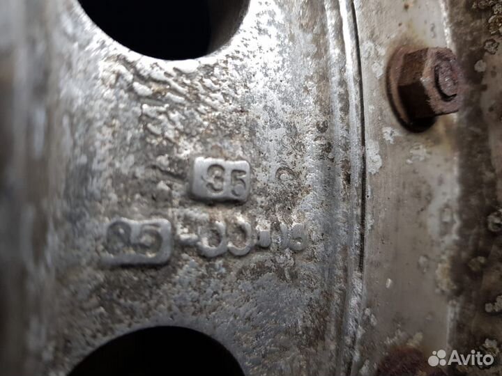 15 Enkei HR385 минусовой вылет есть шины