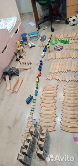 Деревянная железная дорога IKEA brio