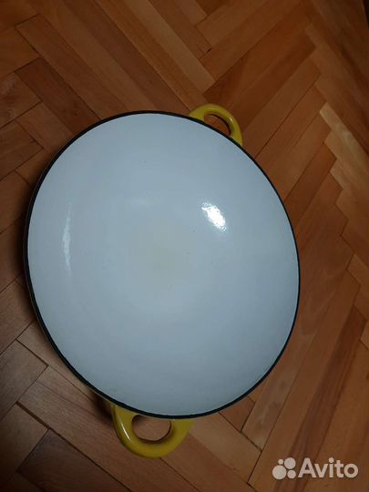 Чугунная сковорода вок Fissman