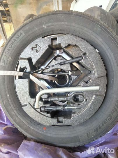 Yokohama BluEarth AE50 15/65 R15