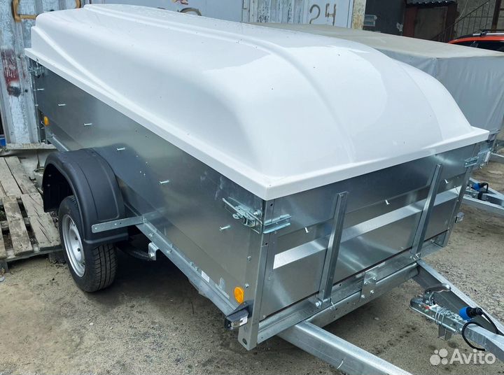 Прицеп с пластиковой крышкой Трейлер 2,6х1,3х0,5