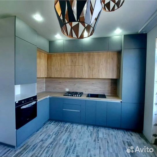 Кухни на заказ любой сложности