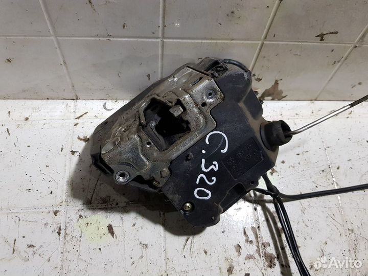 Замок двери Mercedes-Benz C 320 W203 2004 рест