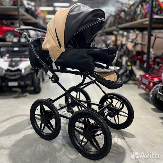 Коляска новая