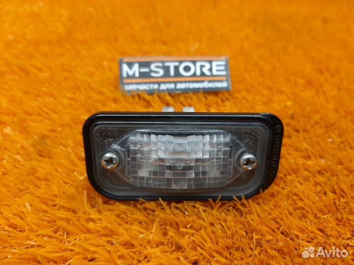 Подсветка номера задняя Mercedes-Benz C-Class W203