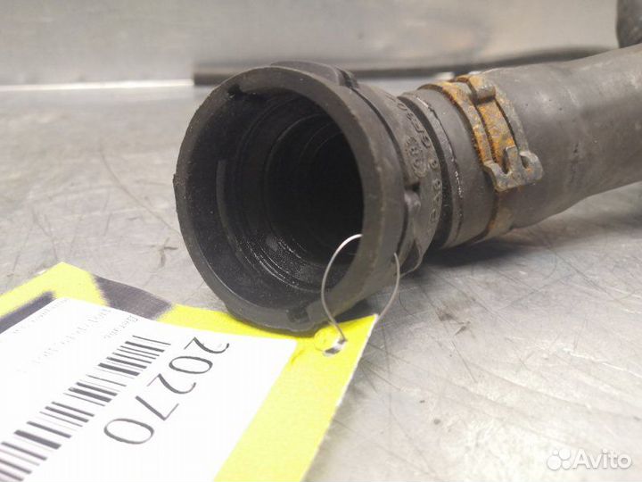 Патрубок радиатора Volkswagen Golf 4 1997-2005 1.4