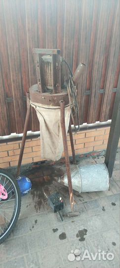 Зернодробилка