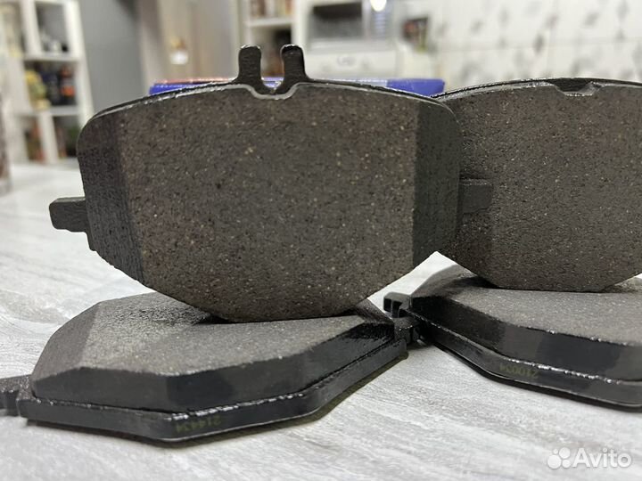 Задние тормозные колодки W463 X167