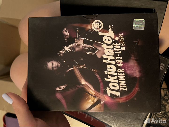 Tokio hotel книга, cd и dvd диски
