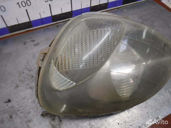 Фара передняя левая Toyota Vitz 1szfe 1999