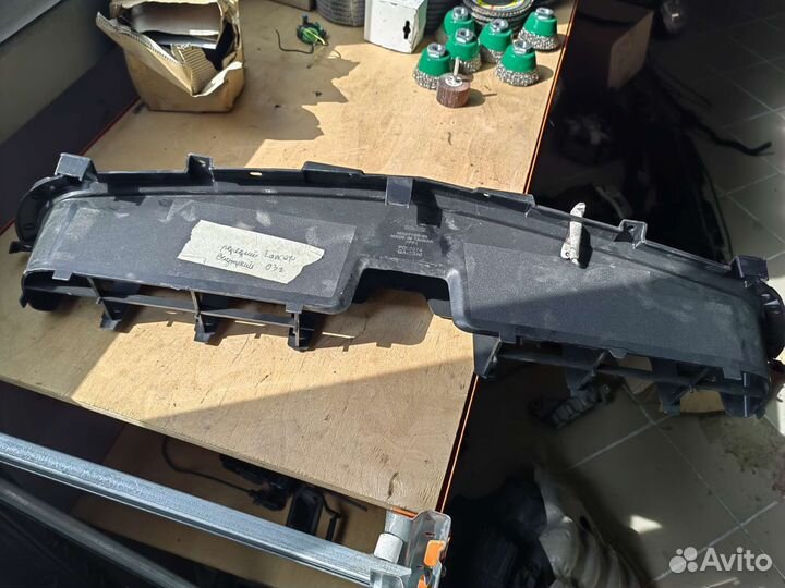 Решётка в бампер Mitsubishi lancer 9