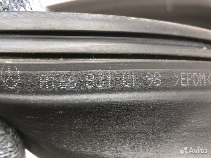 Уплотнитель моторного отсека Mercedes W166