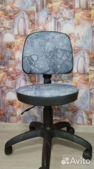 Компьютерный стул б/у
