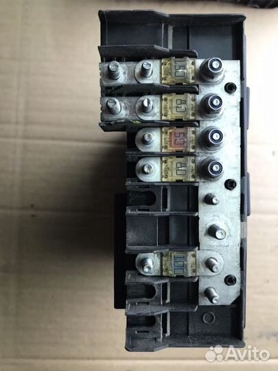 Блок предохранителей VW/ Skoda/ Audi