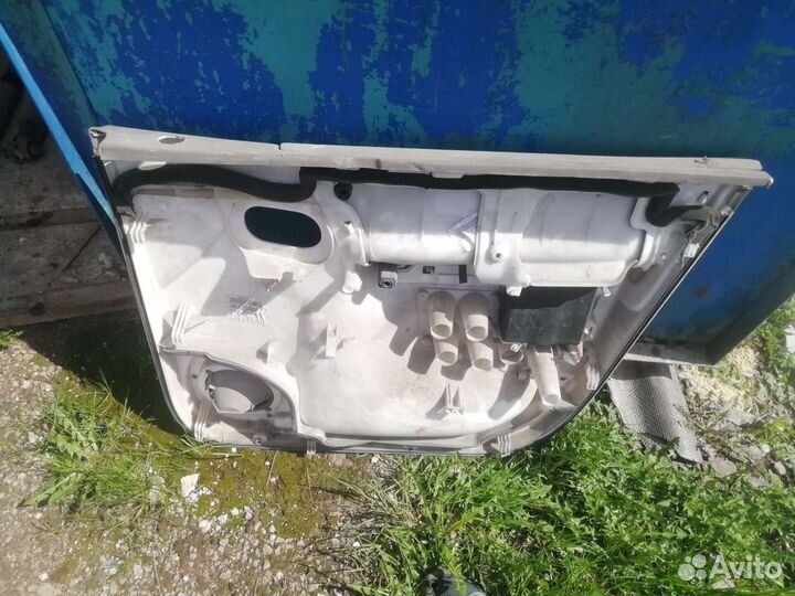 Обшивка двери рено сценик 2