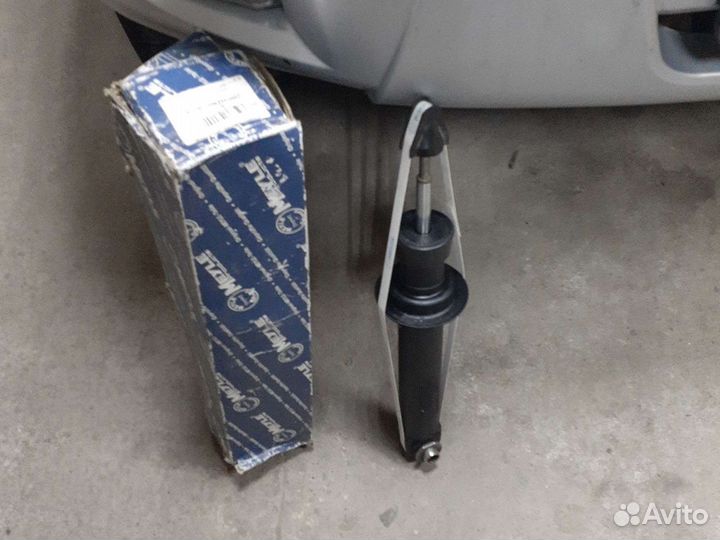 Задний амортизатор бмв 5 е39