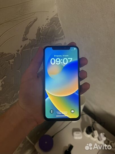 iPhone X, 64 ГБ