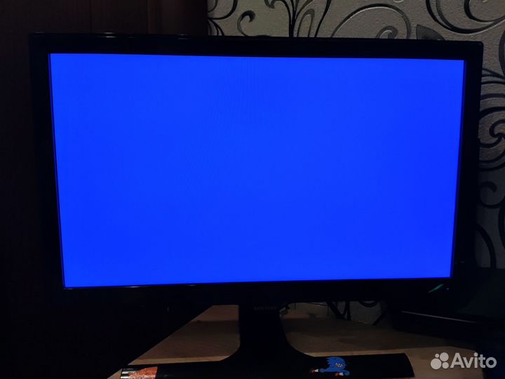 Монитор Samsung диагональ 22