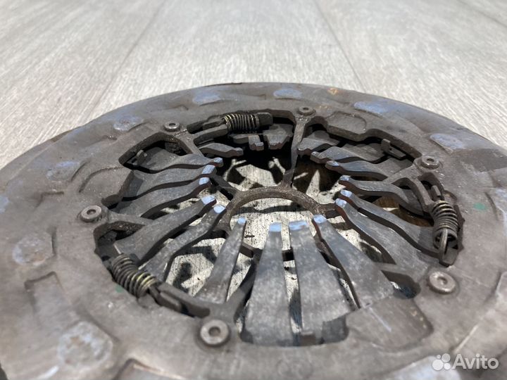 Корзина сцепления Volvo V70 2009