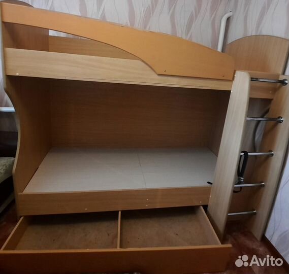 Двухъярусная кровать бу