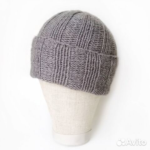 Мужская серая теплая вязаная шапка ручной работы