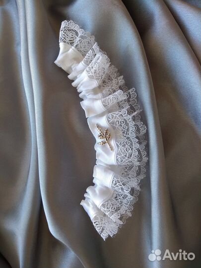 Подвязка новая, ручная работа