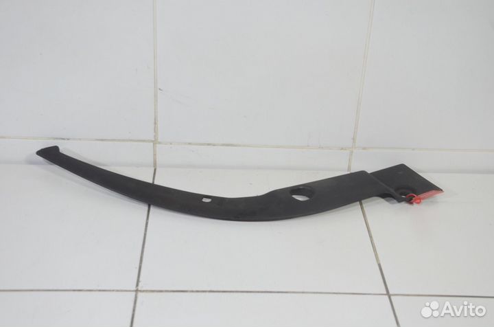 Молдинг крыла передний левый Land Rover Range