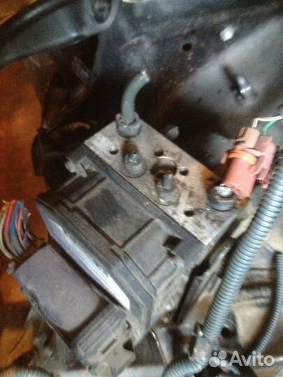 Запчасти для Toyota Avensis Тойота Авенсис